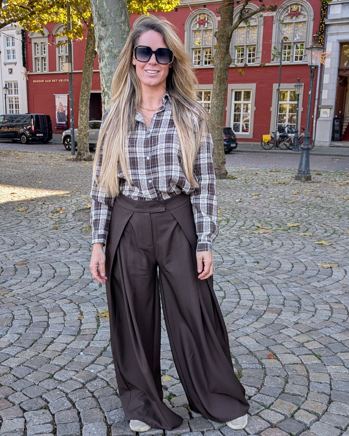 De Klassieke Geruite Blouse – Bruin / Creme
