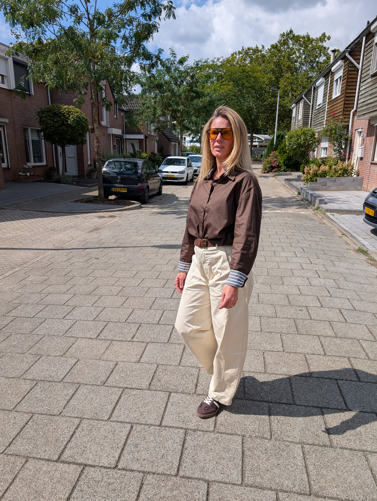 Oversized Katoenen Blouse met Gestreepte Manchet – Chocoladebruin