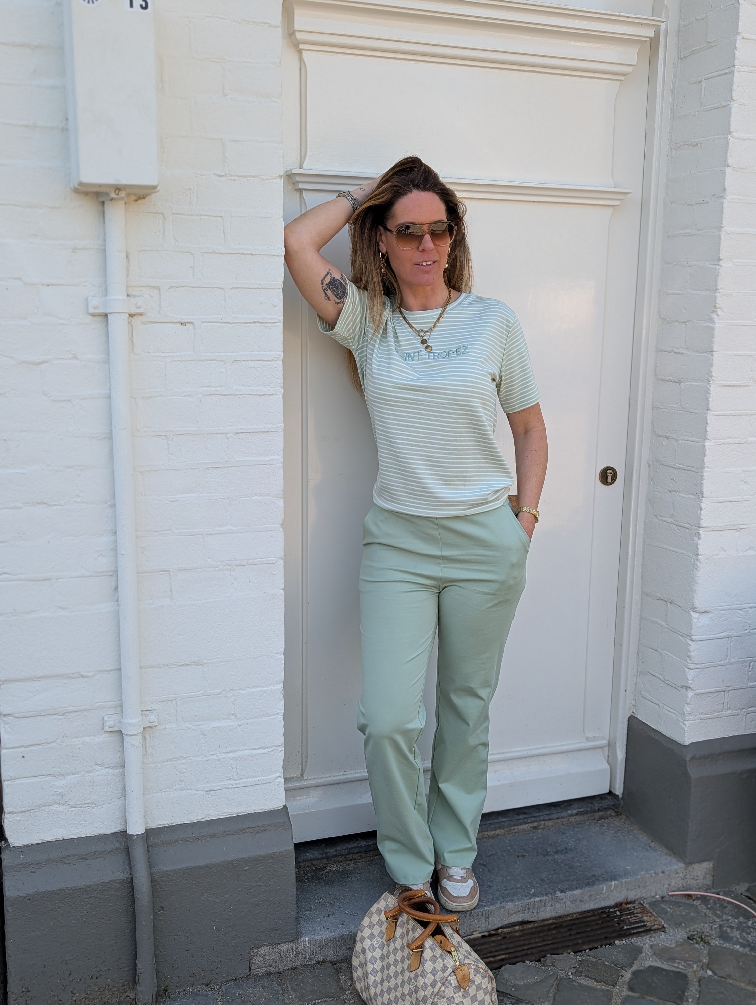 Gestreept shirt met "Saint-Tropez" borduursel