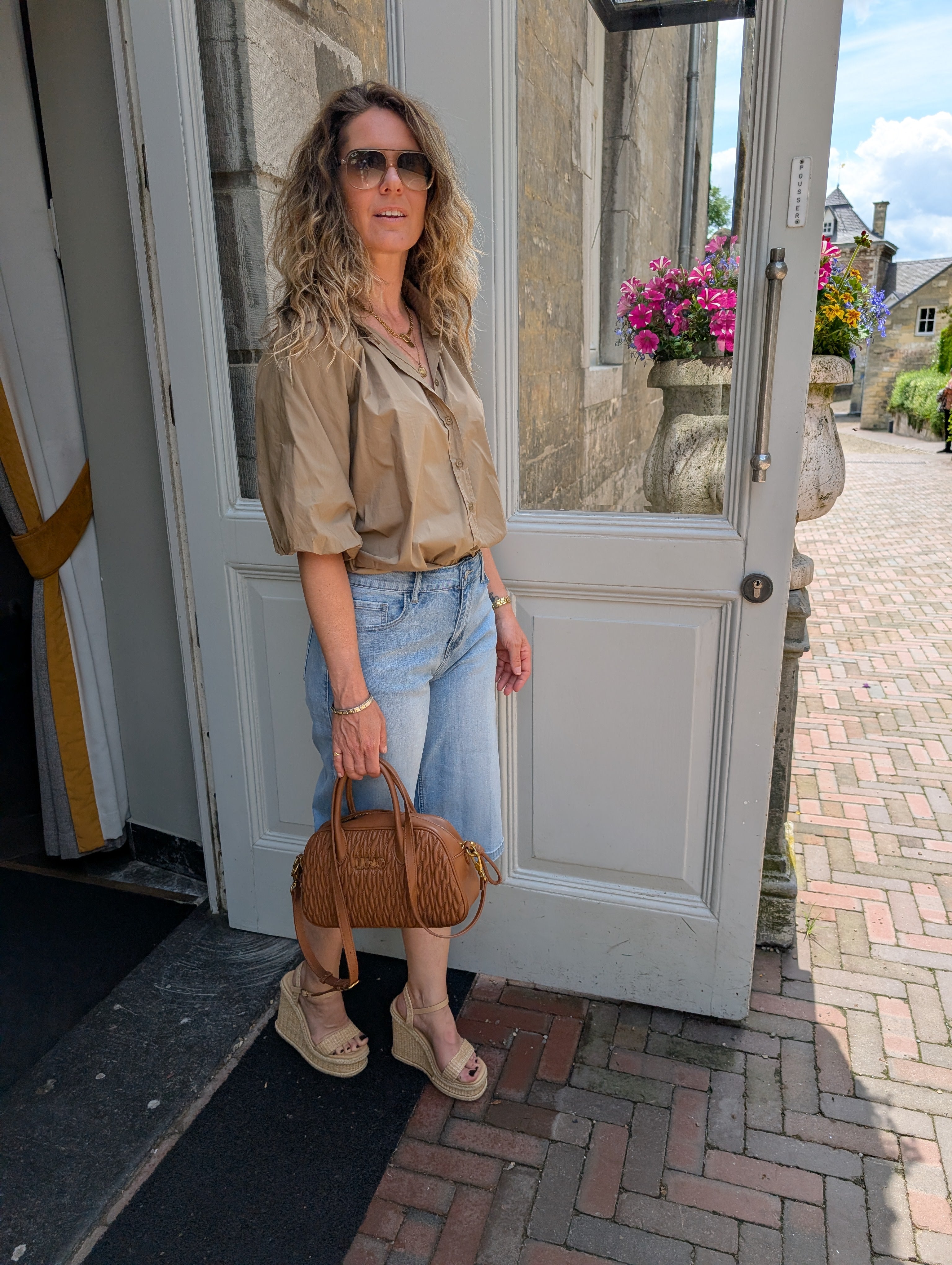 Kaki Poplin Blouse met ballon mouwen