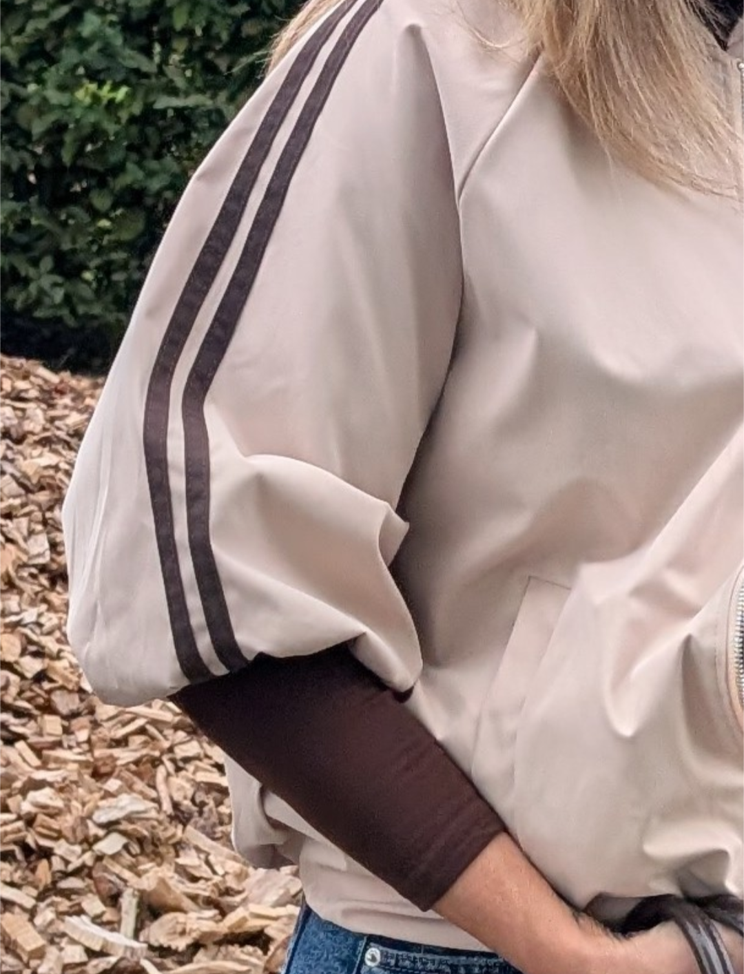 Oversized Short Sleeve Track Jacket – Beige & Brown