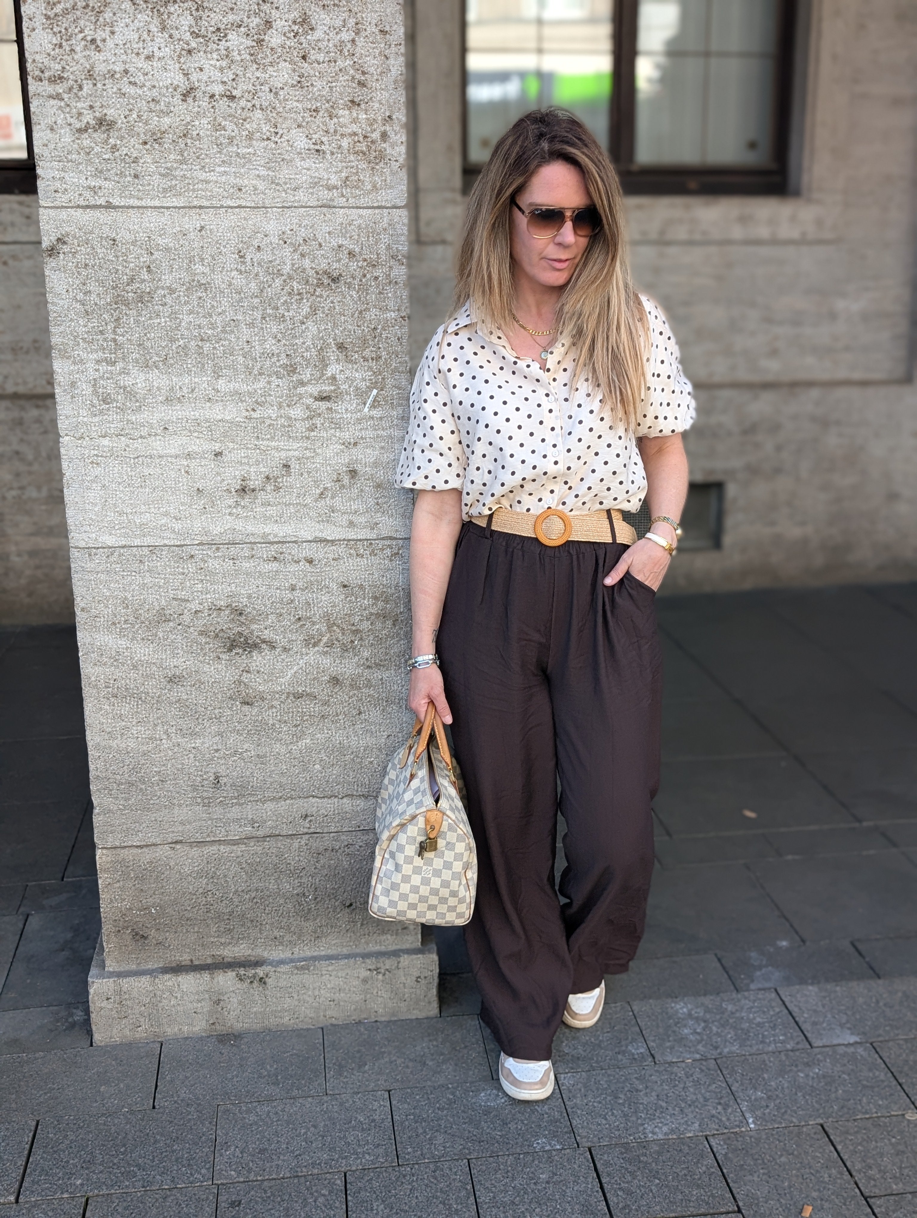 Gepofte Polka Dot Blouse