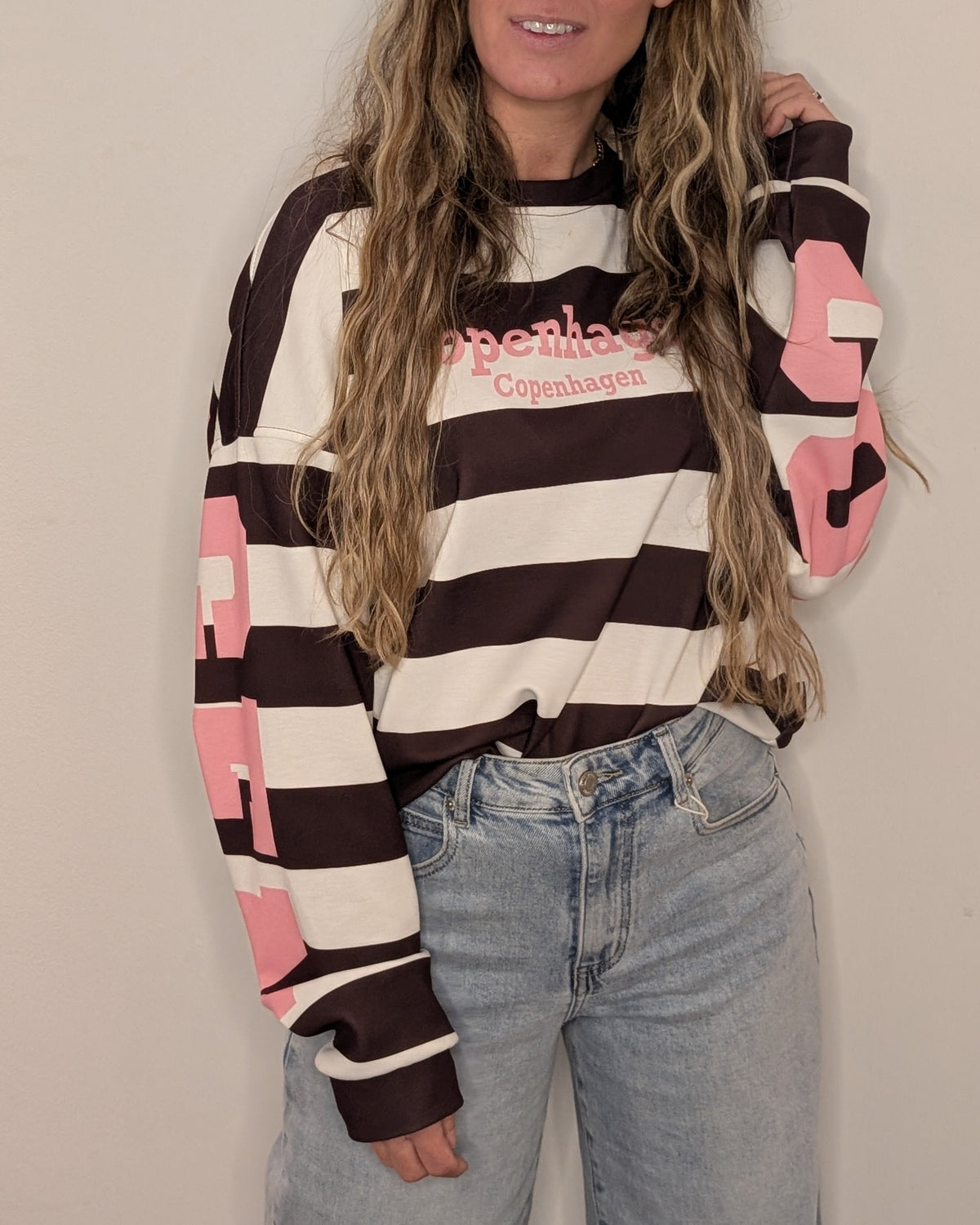 Oversized Gestreepte Sweater 'Copenhagen' – Donkerbruin, Wit & Roze