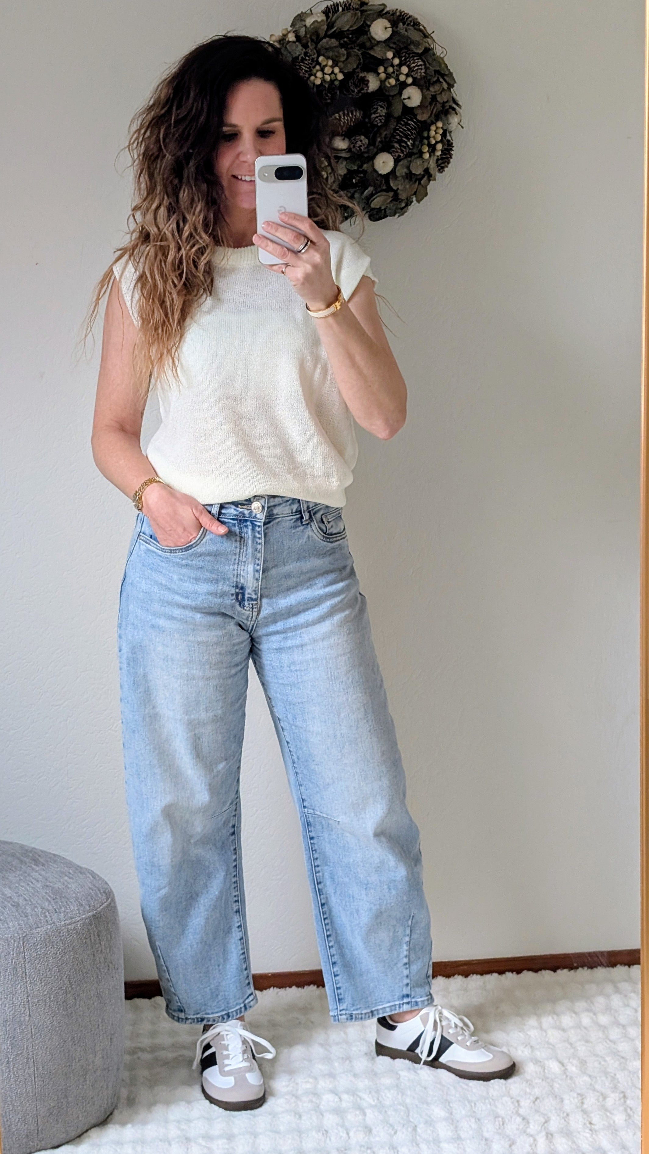 Elisa creme mouwloze knit top