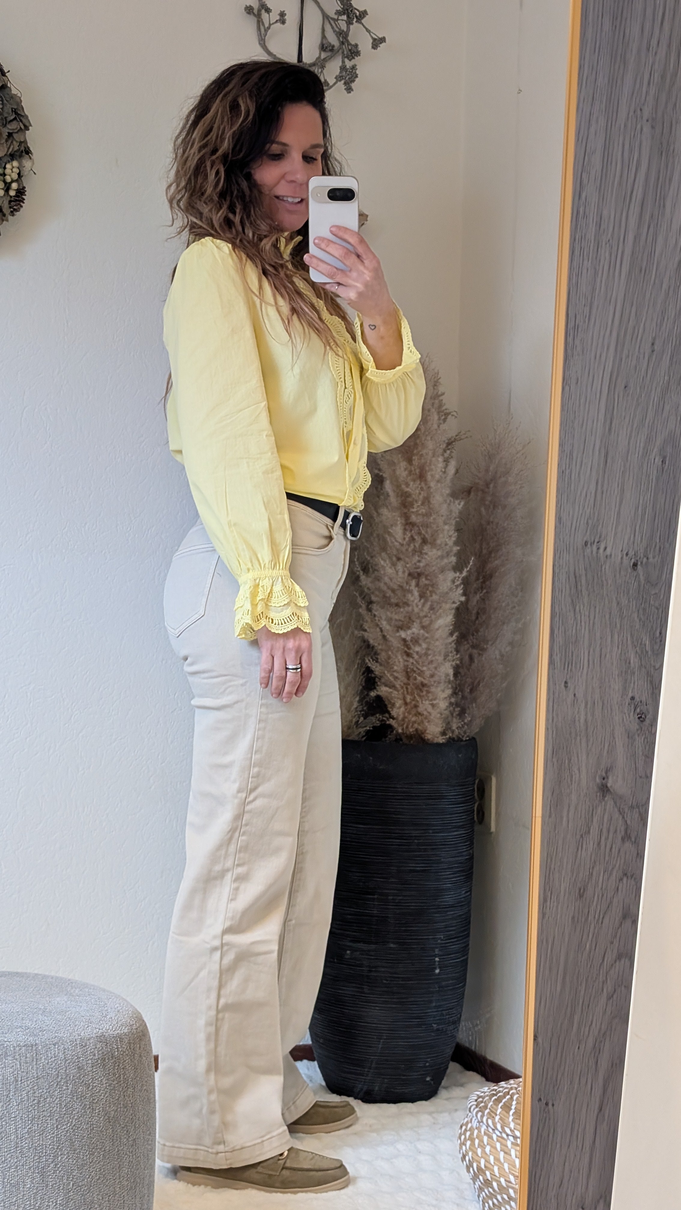 Gele Dames Blouse Met Kant