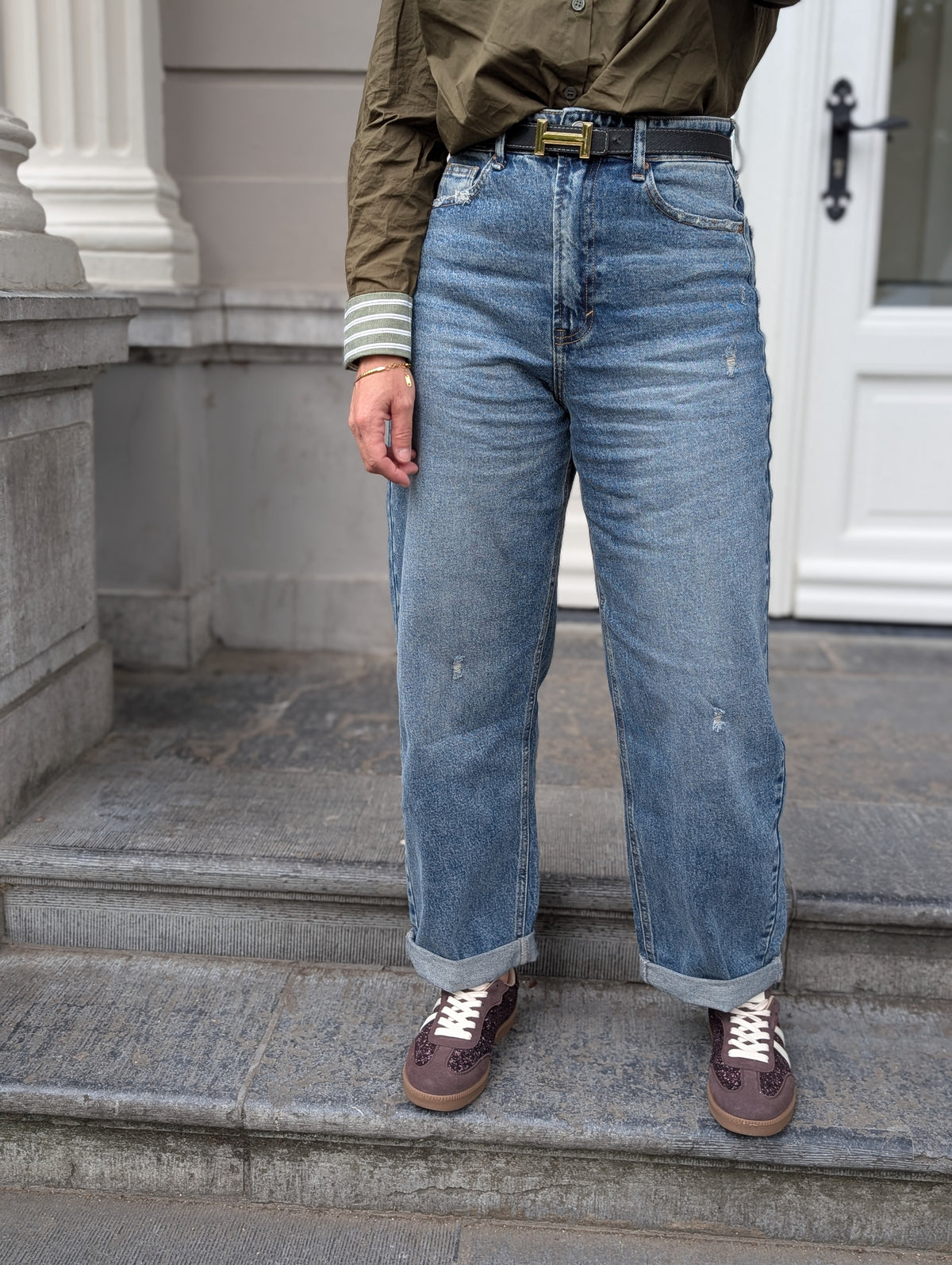 Queen Hearts High Waist Carrot Fit Jeans – Dark Vintage Blue