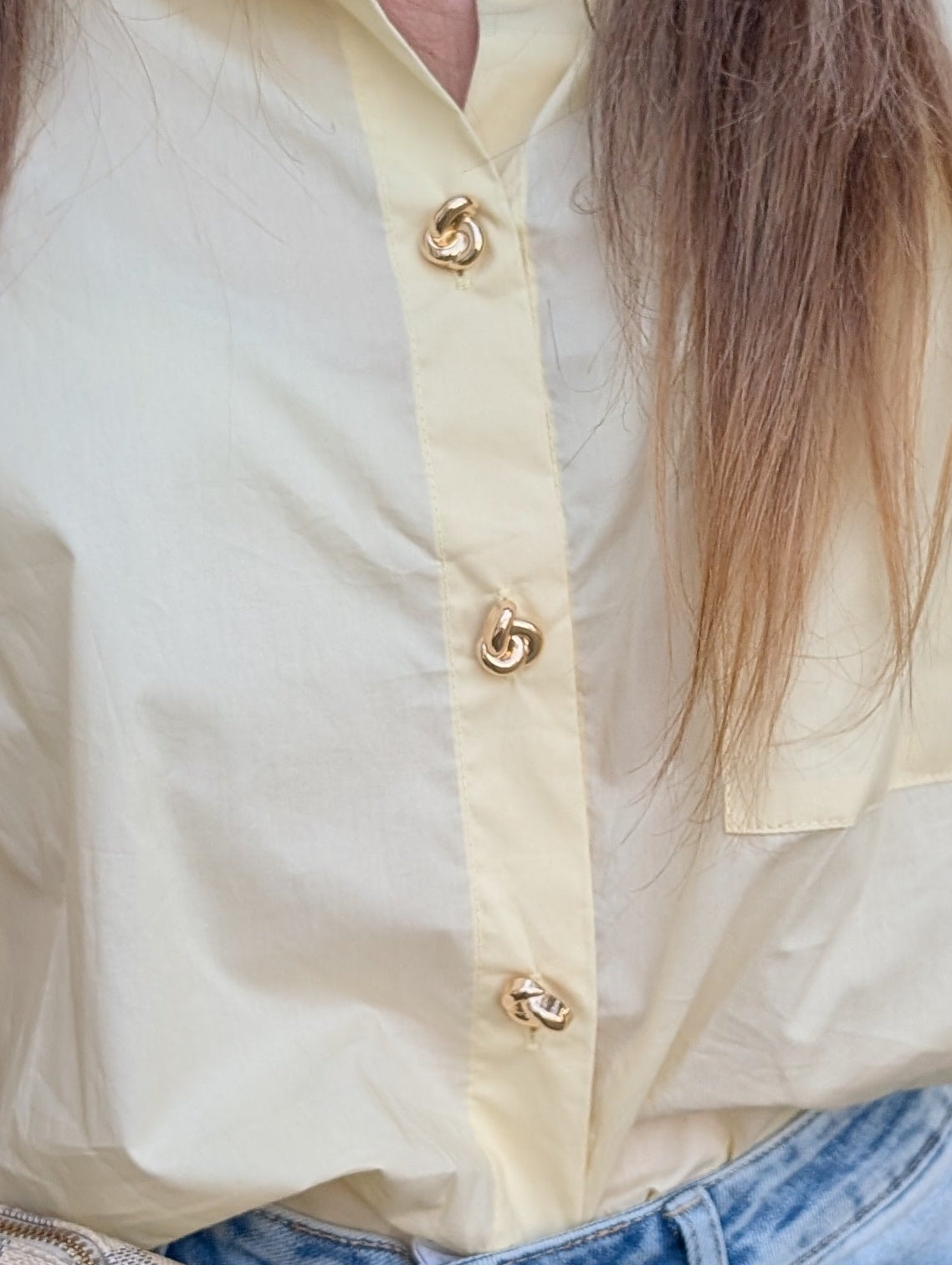 Oversized  Blouse Botergeel Met Gouden Knopen