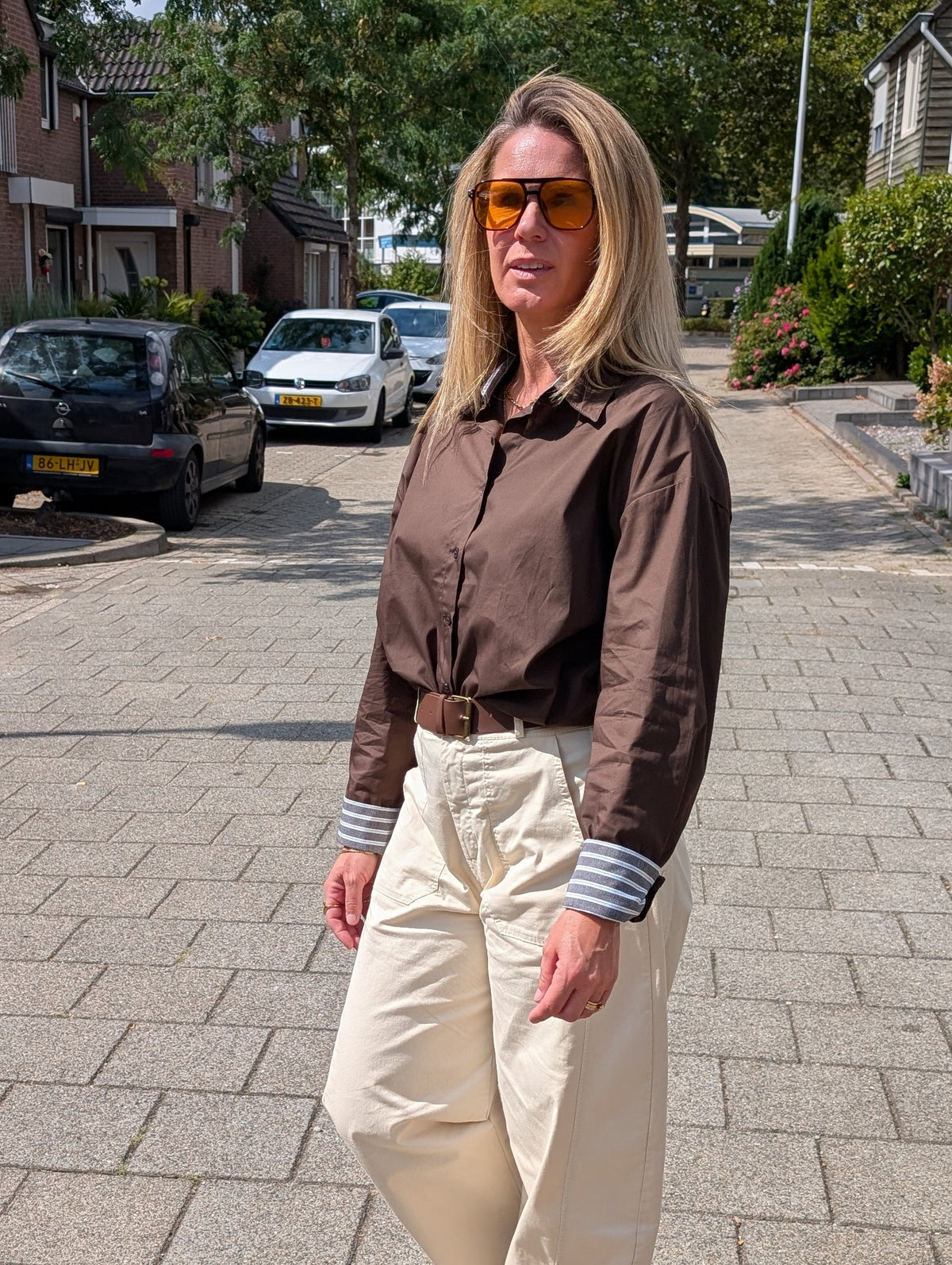 Oversized Katoenen Blouse met Gestreepte Manchet – Chocoladebruin