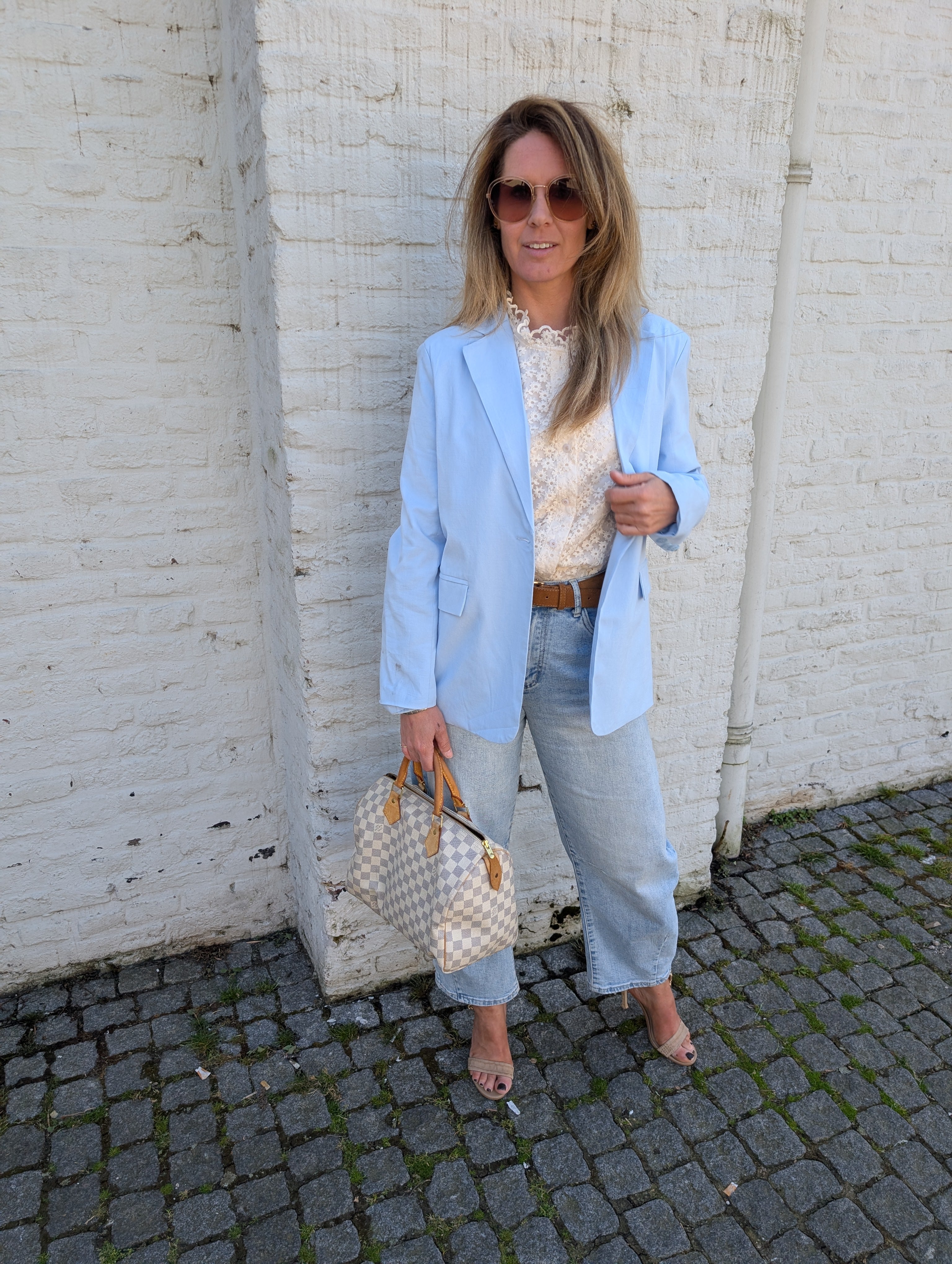 Elegante Beige Kanten Blouse met Bloemenpatroon – Vintage-Chic