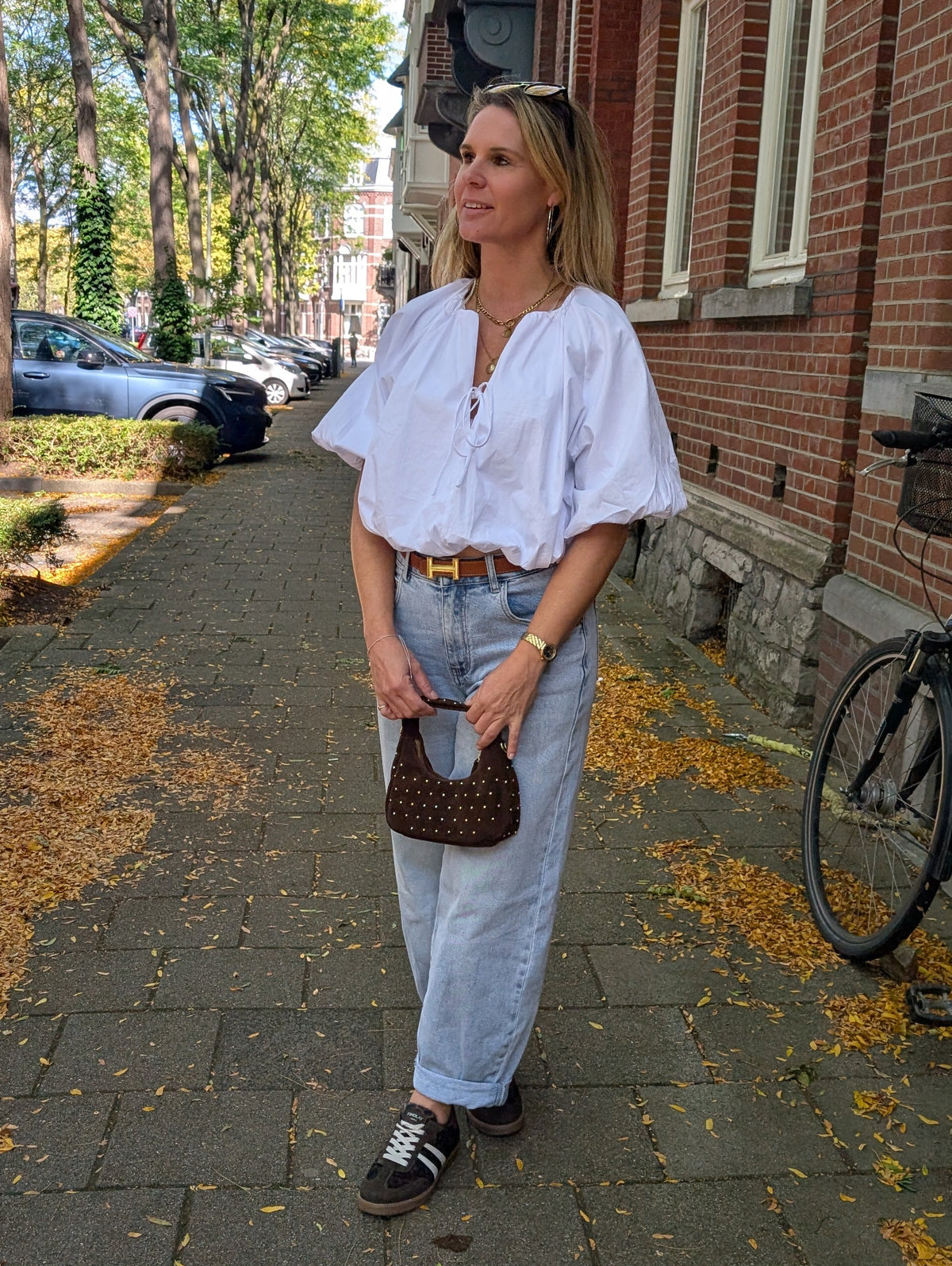 Witte ballon Crob - Top -  Blouse met pofmouwen en strikdetail