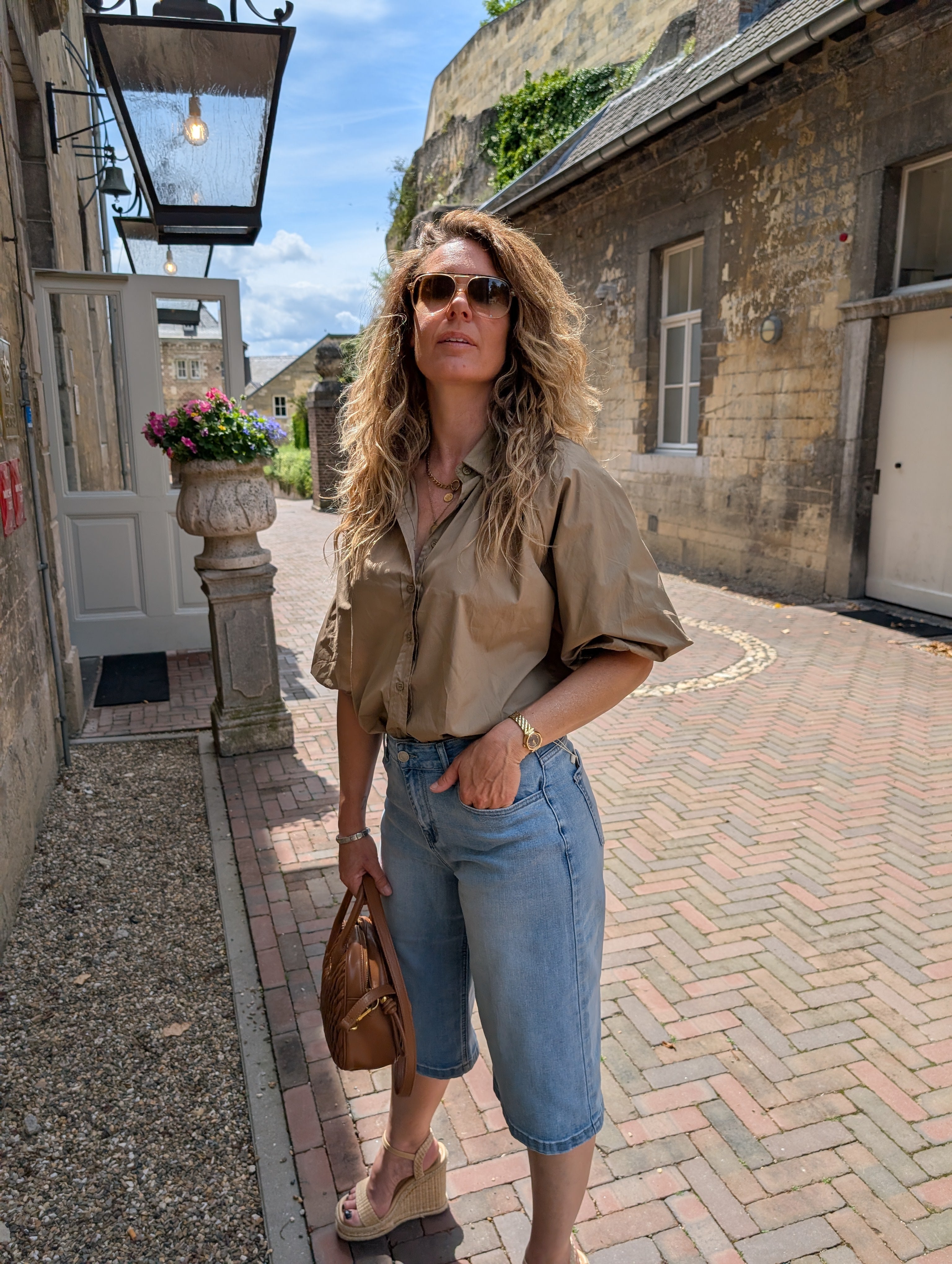 Kaki Poplin Blouse met ballon mouwen