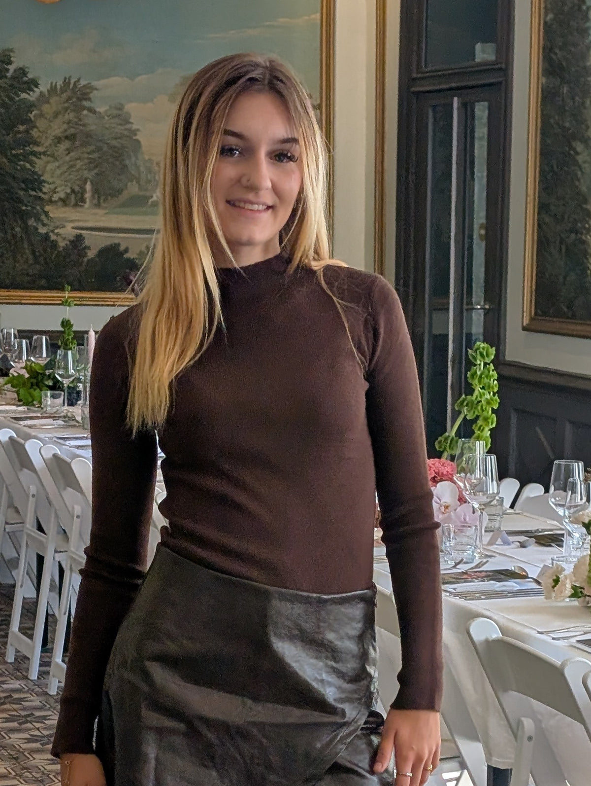 Fijn gebreide bruine  Mock-Neck Trui