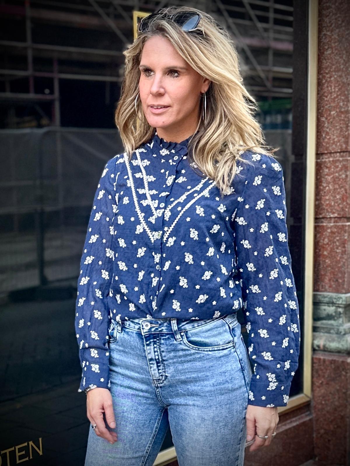 Lara Blouse Blauw