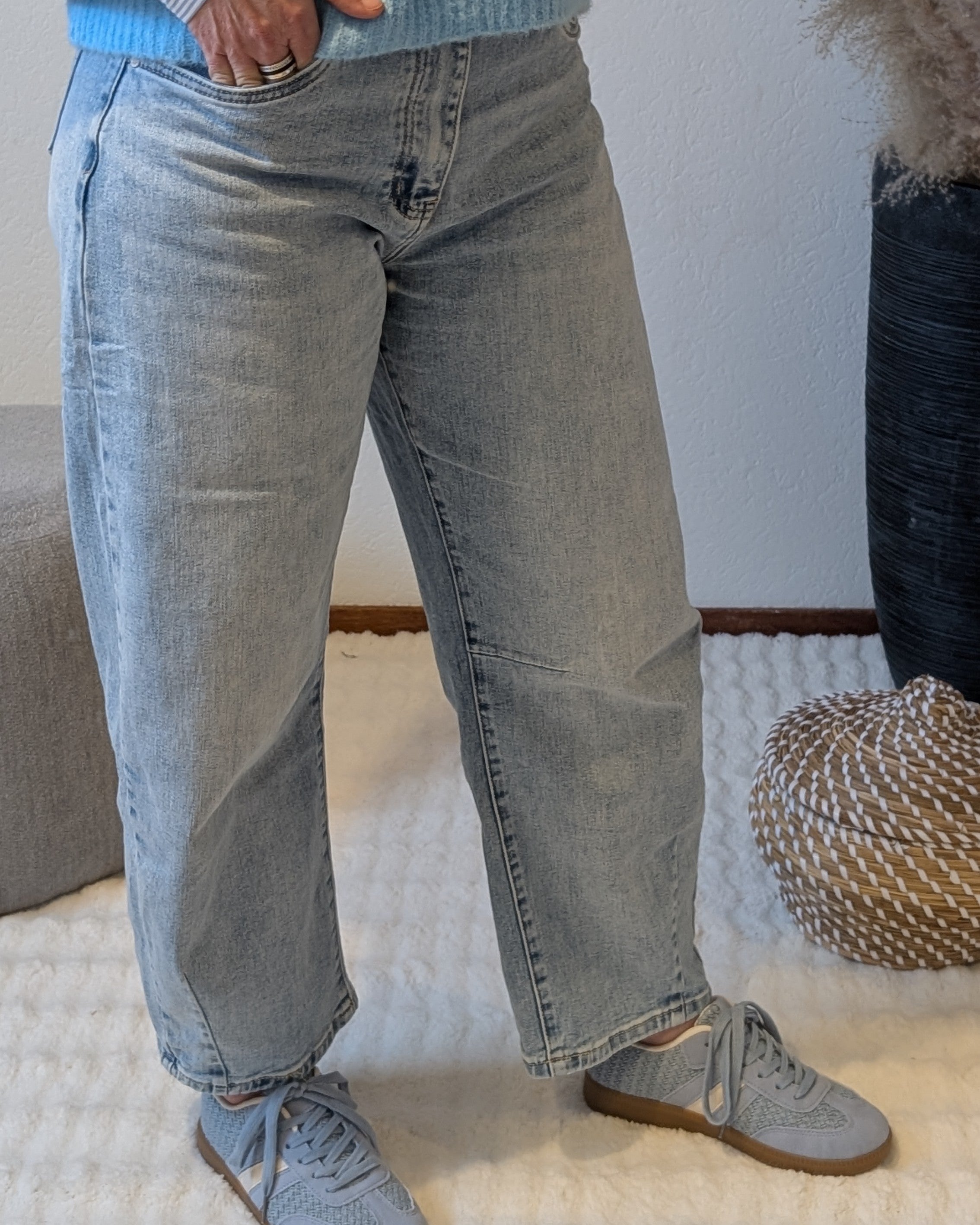 High Waist Barrel Jeans Light Blue