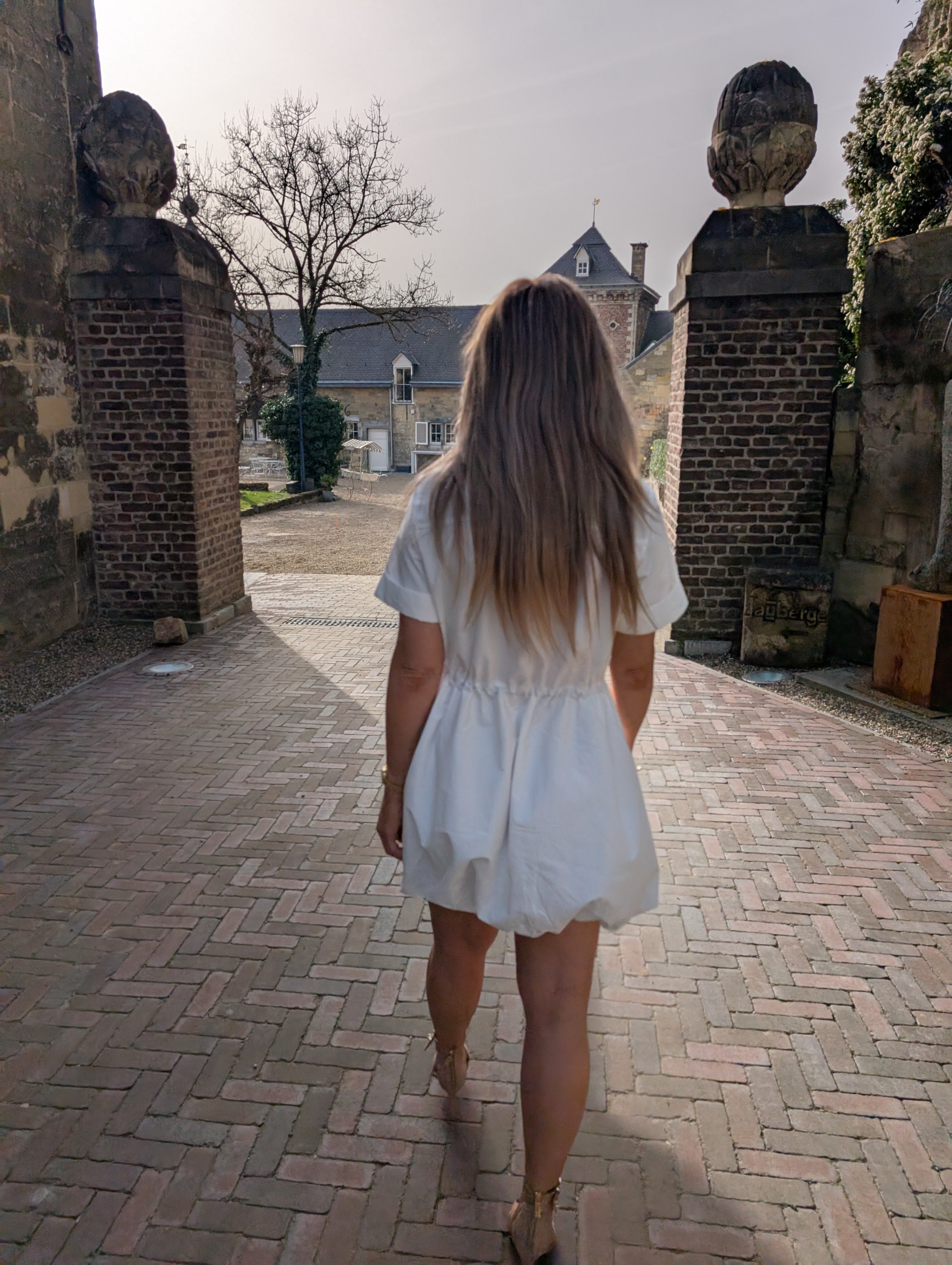 Elegante Witte Dames Jurk met Ballonrok