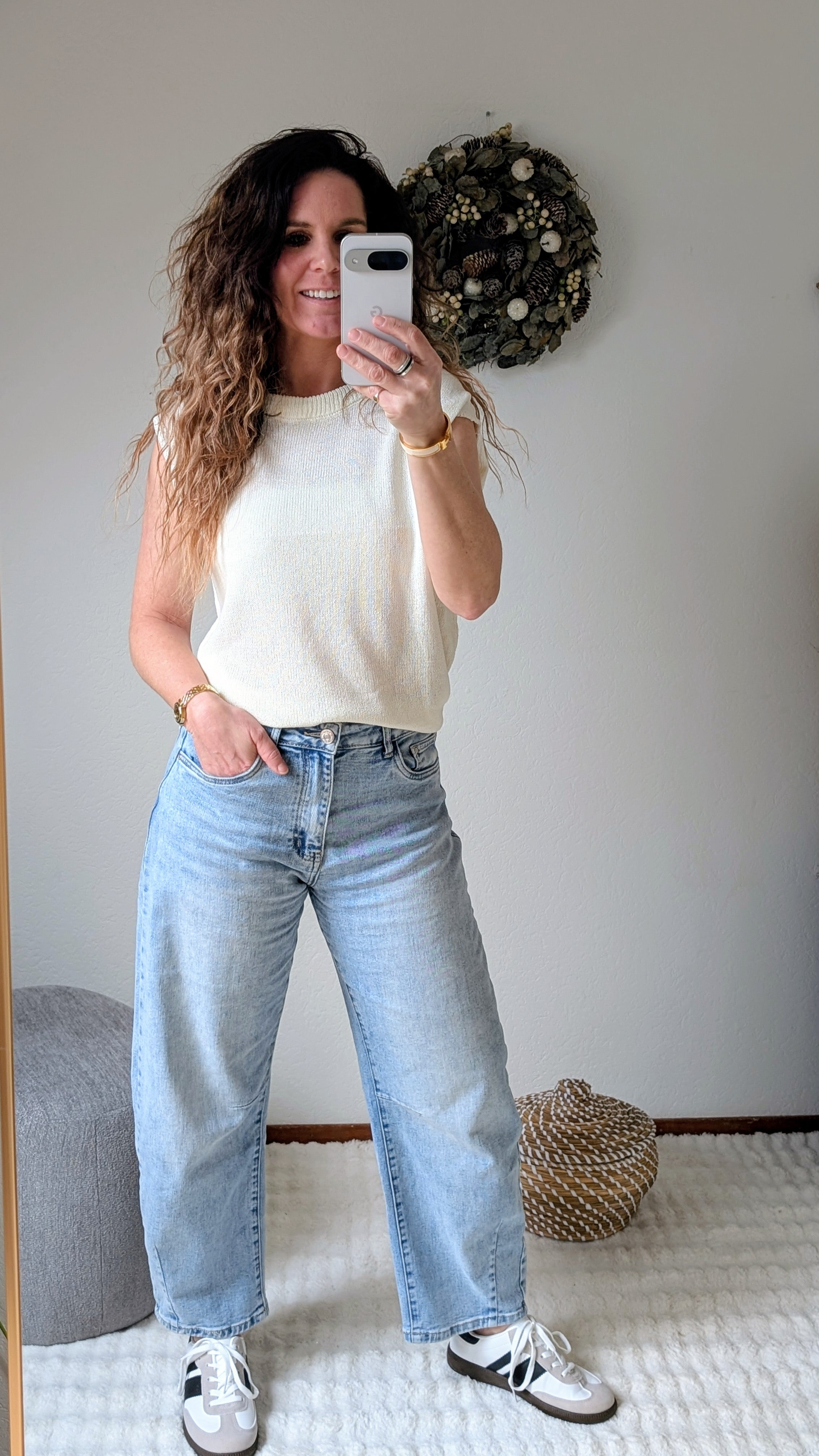 Elisa creme mouwloze knit top