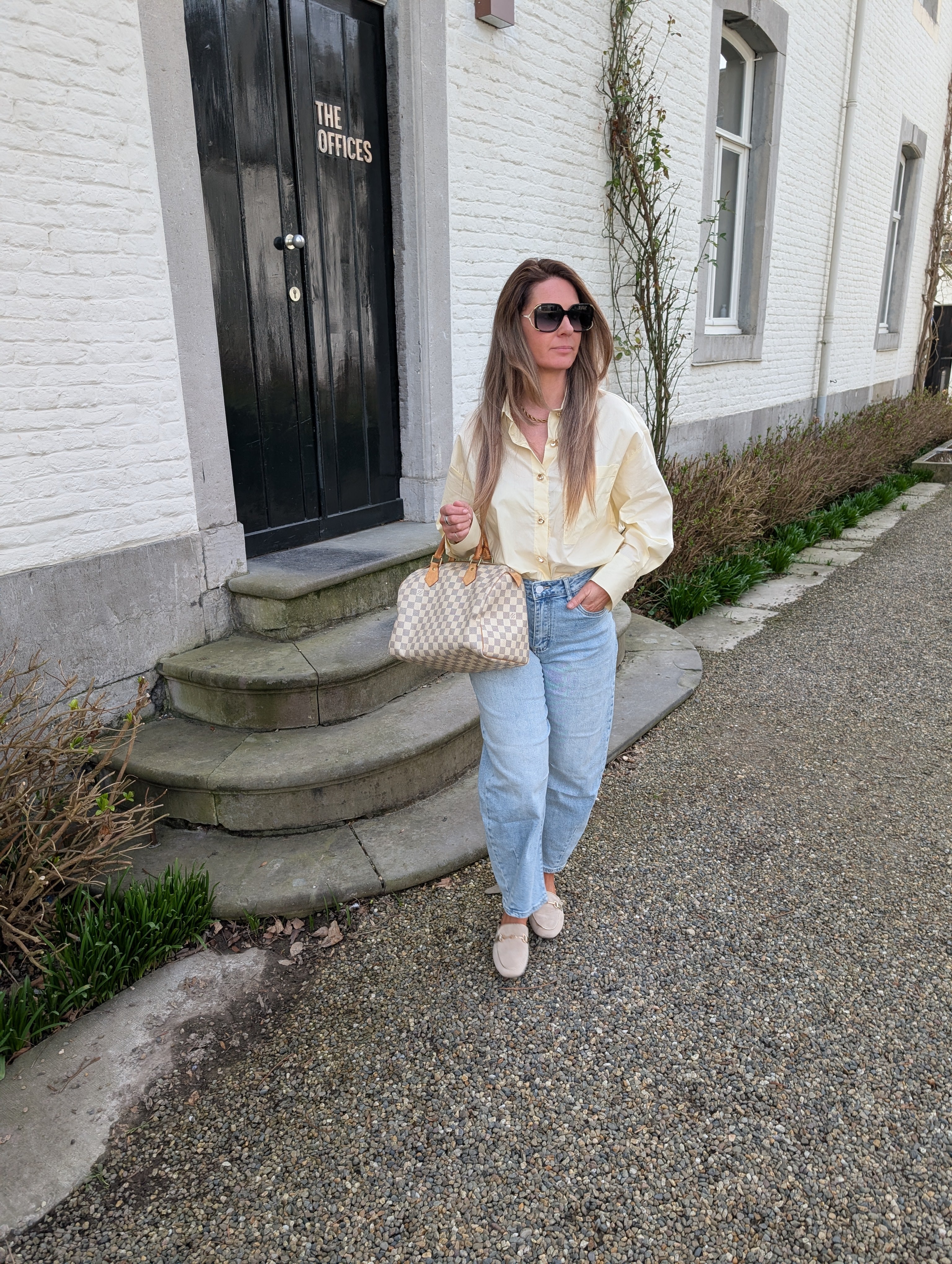 Oversized  Blouse Botergeel Met Gouden Knopen